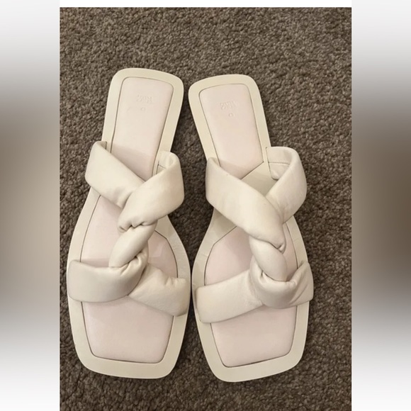 New Zara leather off white padded flat slider sandals size 7 40 - Picture 3 of 4